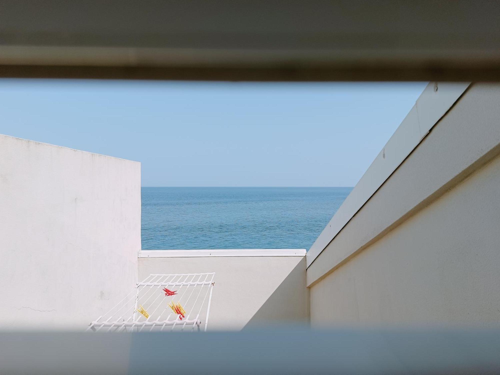 Mirone Apartment Fronte Mare Beachfront House Roccalumera Exteriör bild